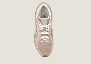 Alternative view of New Balance 204L - SOFT Beige