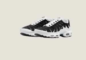 Alternative view of Nike Air Max Plus - White / Black / Pewter Grey