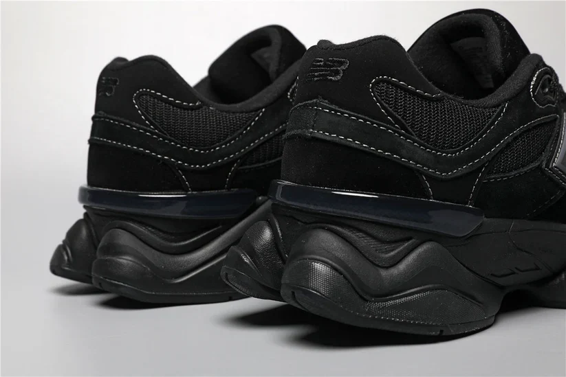 New Balance 9060 - Full Black - Image 4