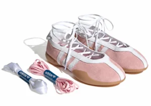 Alternative view of Adidas Taekwondo Mei - Pink / White / Gum