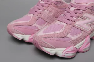 Alternative view of New Balance 9060 - Pink