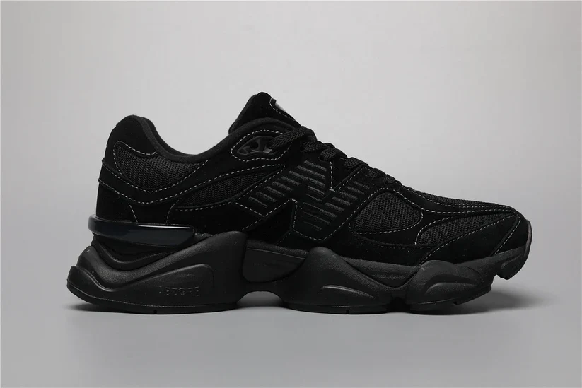 New Balance 9060 - Full Black