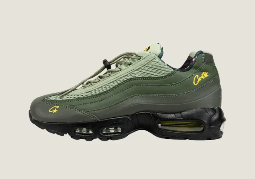 Nike Air Max 95 x Undefeated - Olive - Image 5