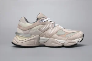 New Balance 9060 - Beige